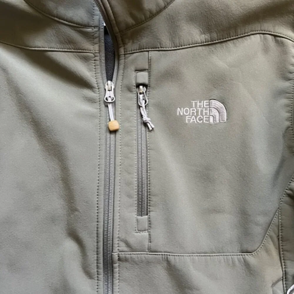 The North Face Men's Jacket - Picture 4 of 4